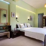 Niriides Guest house 3*
