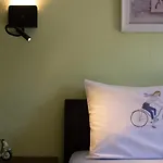 Πανσιόν Niriides Πόρτο Κουφό