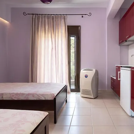 Niriides Πανσιόν Πόρτο Κουφό