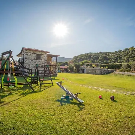 Guest house Niriides Porto Koufo