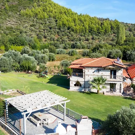 Guest house Niriides