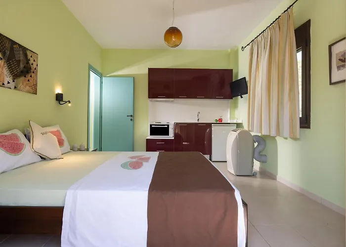 Niriides 招待所 3*