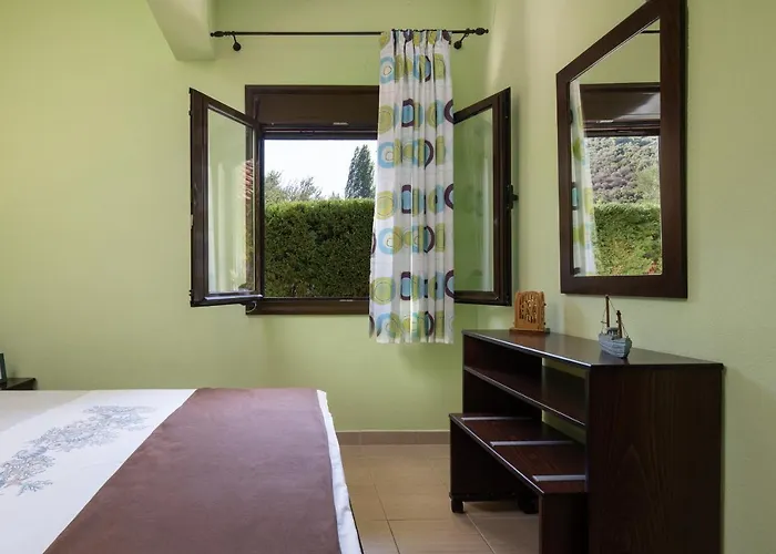 Niriides 招待所 库佛斯港