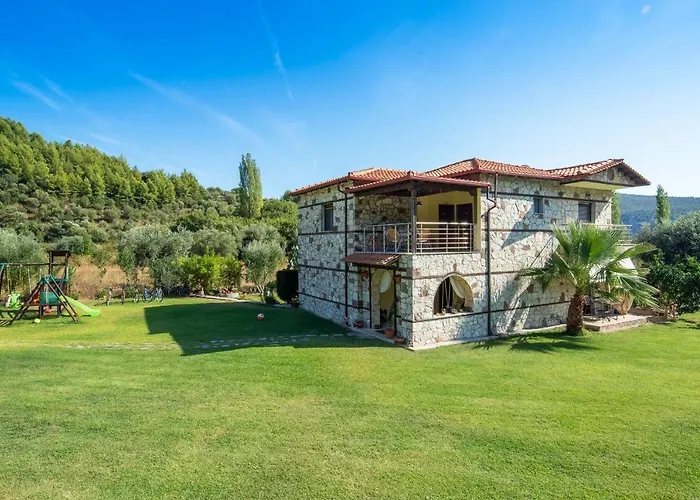 招待所 Niriides 3*