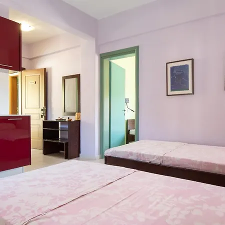 Niriides Casa de hóspedes 3*